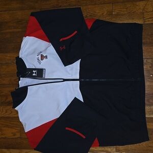 Women's Under Armour Texas Tech Windbreaker Jacket In Size Extra Large